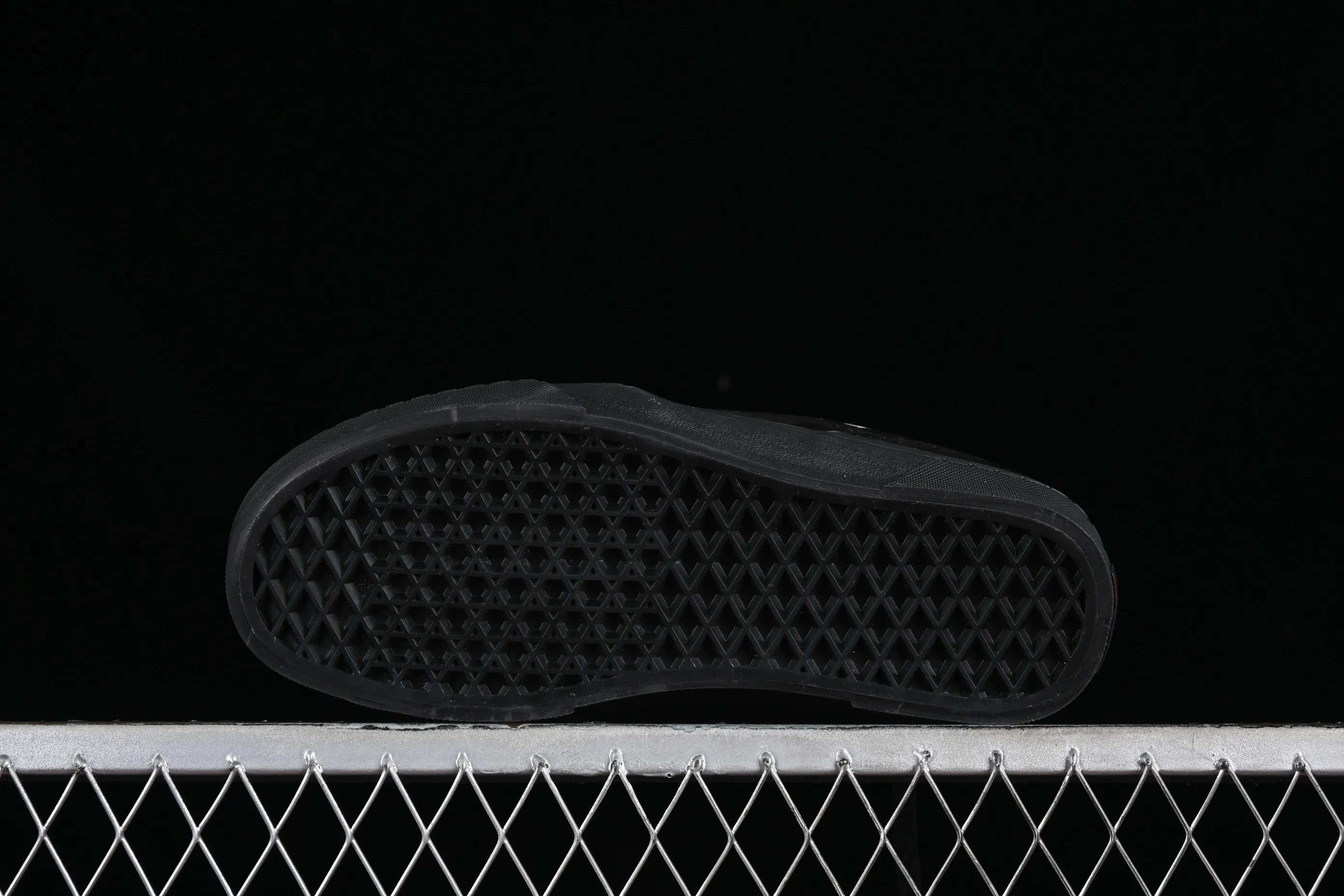All categories Vans Vans series Vans Low Vans low-top Vans Caldrone Vans official Black Warrior American retro casual skateboard shoes VN0007P9BA2